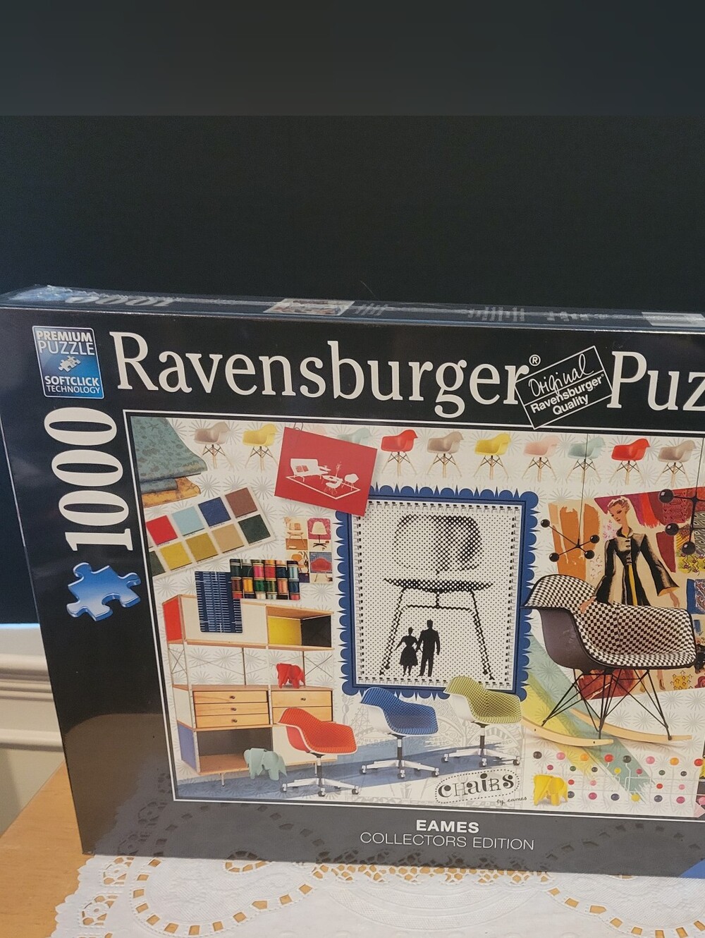 Ravensburger Eames Collectors Edition Chairs 1000-Piece Interlocking Puzzle NEW